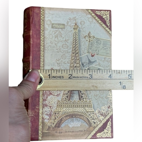 Book Keepsake Box Magnetic Closure Paris Eiffel Tower Hidden Stash Box collectib - Picture 3 of 15